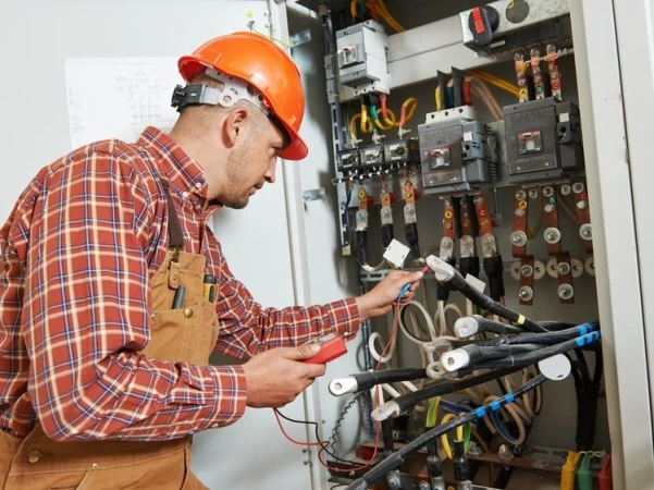 Mistakes you must avoid while hiring electricians in Sevenoaks