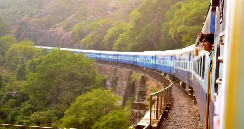 5 Luxurious Trains to make a tour to India worthwhile